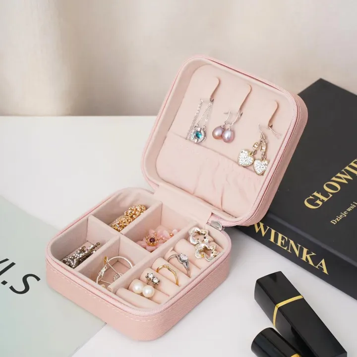 Travel%20Jewelry%20Box,%20Pink%203.9x3.9x1.9in%20PU%20Leather%20Small%20Jewelry%20Organizer%20for%20Women%20Girls%20Zipper%20Portable%20Square%20Travel%20Case%20for%20Stud%20Earrings,%20Rings,%20Necklaces,%20Bracelets%20-%20Image%202