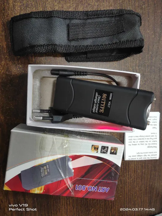 Mini%20Stun%20Gu.n%20LED%20Flashlight%202%20in%201%20-%20801%20TYPE%205000v%20-%20Image%204