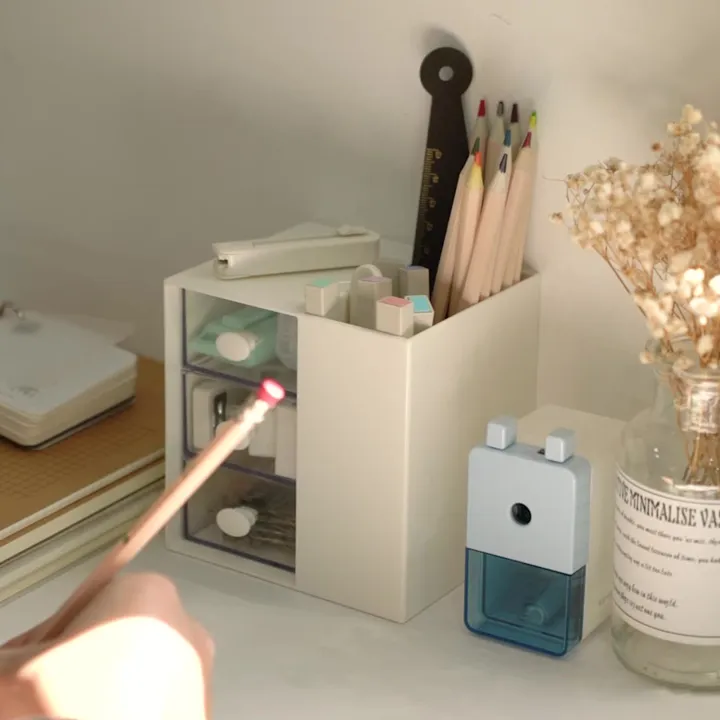 Pen%20Holder%20Lightweight%20Universal%20Individual%20Compartments%20Pen%20Holder%20-%20Image%207