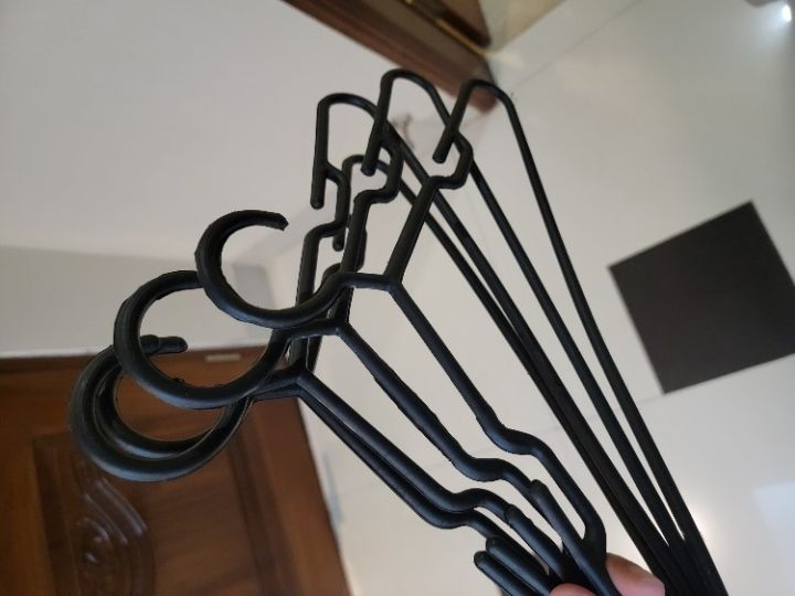 New%20plastic%20hanger%2012%20pcs%20-%20Black%20-%20cloth%20hanger%20-%20Image%204