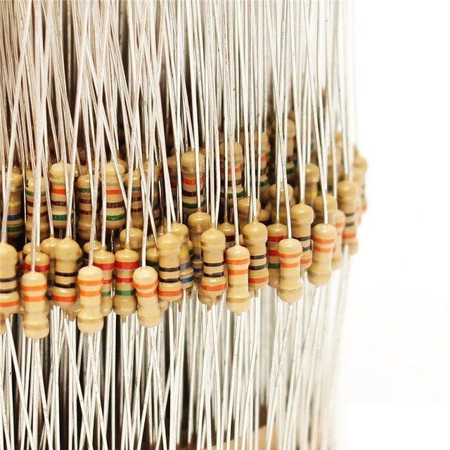 50Pcs-%201.8K%20Resistor%205%25%201.8K%20Carbon%20Film%20Resistor%201.8K%C2%A0%20Resistor%201/4W%20Resistance%200.25%20Watt%20Resistor%201.8K%20Ohm%205%25%20Tolerance%20Fixed%20Resistors%202%20Pin%20Leads%20-%20Image%202