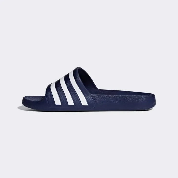 Adidas%20ADILETTE%20AQUA%20Slides%20-%20Image%205