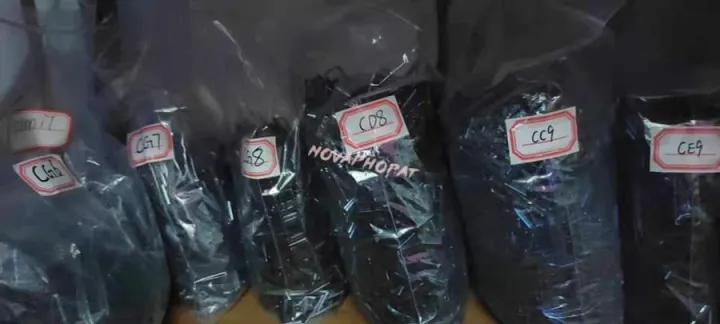 Novaphopat%20Tray%20For%20Zero%204%20X%208%20Neo%20Hot%2010%20Lite%20Note%204%207%2010%2011%20Pro%20Plus%20X657%20X693%20Sim%20Holder%20Slot%20Adapter%20Reader%20-%20Image%203