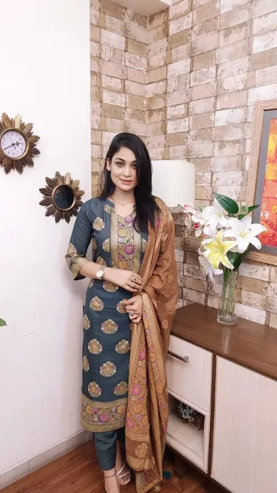 Unstitched%20Pure%20Cotton%20Kapore%20Afsan%20&%20Screen%20Print%20Three-Piece%20Dress%20for%20Women%20-%20Comfortable%20and%20Suitable%20for%20All%20Seasons%20-%20Image%202