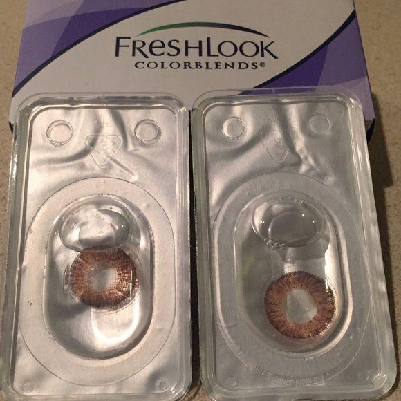 Freshlook%20Brown%20contact%20lens%20-%20Image%205