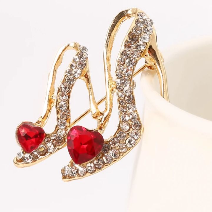 Ladies%20Crystal%20Rhinestone%20High%20Heel%20Princess%20Shoes%20Brooches%20Women%20Stylish%20Charm%20Brooch%20Pin%20-%20Image%203