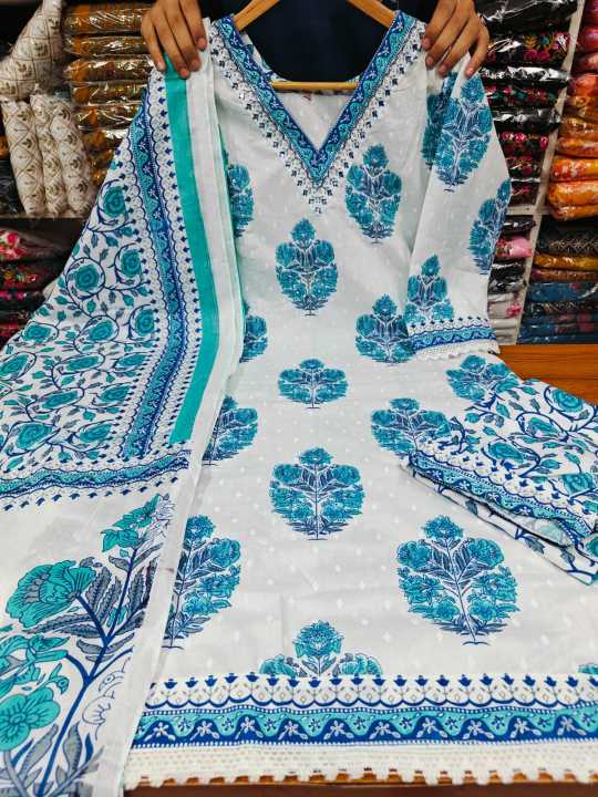 Readymade%20Three%20Piece%20For%20Women%20Exclusive%20Collection%20Print%20And%20Karchupi%20Work%20Exclusive,%20Stylist,%20Fashionable%20Three%20Pics%20For%20Woman%20-%20Image%203