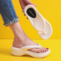 Women Sand Beach Flip Flops Wedge Heels Outside the Seaside Beach Sandals Thick-bottomed Flip-flops Outdoor Slides Summer Shoes.