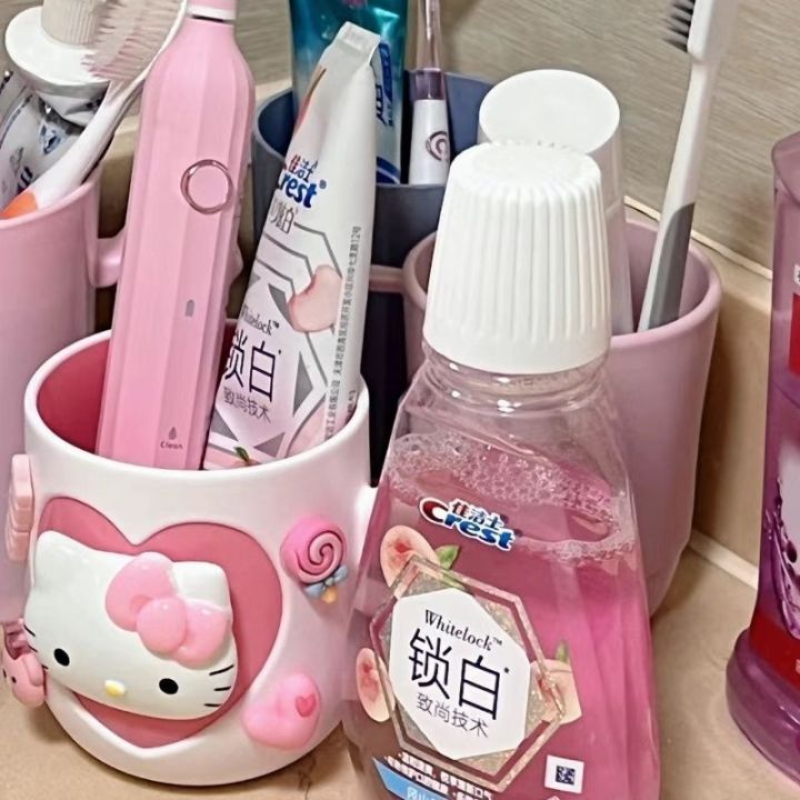 Hello%20Kitty%20Anime%20Y2K%20Girls%20Mouthwash%20Cup%20Kawaii%20Couple%20Cup%20Cartoon%20Girly%20Heart%20Plastic%20Cup%20Cute%20Bathroom%20Accessories%20Gifts%20Toys%20-%20Image%204