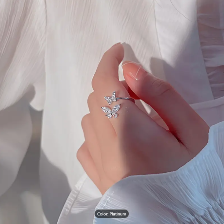 BUTTERFLY%20RING%20SPARKLY%20VERY%20PRETTY%20COLOUR%20CATCHING%20TIBETAN%20SILVER%20ADJUSTABLE%20-%20Image%202