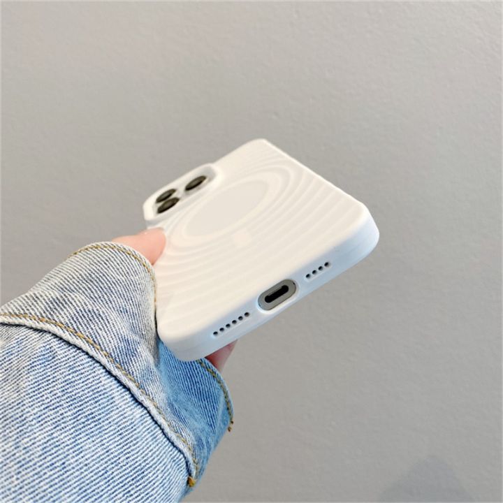 HOCE%20Liquid%20Silicone%20Magnetic%20Phone%20Cases%20For%20iPhone%2016%2015%2014%2013%20Pro%20Max%20MagSafe%20Case%20Ripple%20Wave%20Matte%20Shockproof%20Soft%20Cover%20-%20Image%205