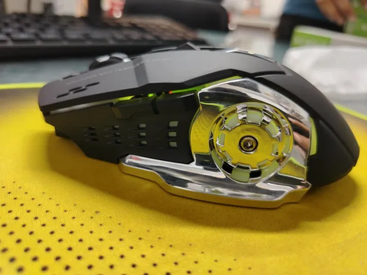 RECHARGABLE%20Wireless%20Gaming%20Mouse%20RGB%20For%20IOS%20Android%20Mac%20&%20Computer%20Laptop%20%F0%9F%A4%A9%20Premium%20Quality%20Material%20RGB%20USB%20&%20Bluetooth%20Both%20Supported%20Sweetable%20For%20All%20IOS/Androud/Mack/Windows%20PC%20-%20Image%205
