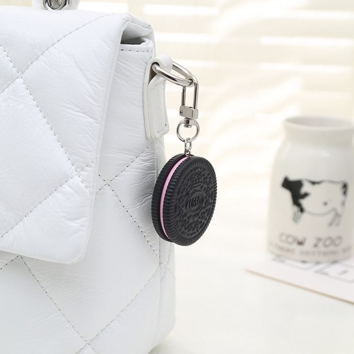 Oreo%20Cookie%20Keychain%20Cute%20Fashion%20Creative%20Food%20Fun%20Cookie%20Model%20Car%20Bag%20Pendant%20Jewelry%20Gift%20To%20Friends%20Boutique%20Gift%20-%20Image%203
