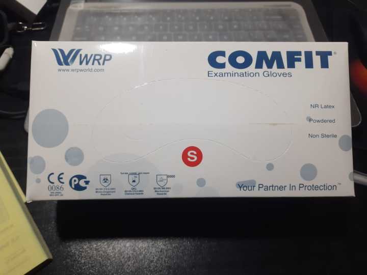 Comfit%20Examination%20Gloves%20(Size-M),%20100Pcs/Box-Health%20Proo%20-%20Image%204