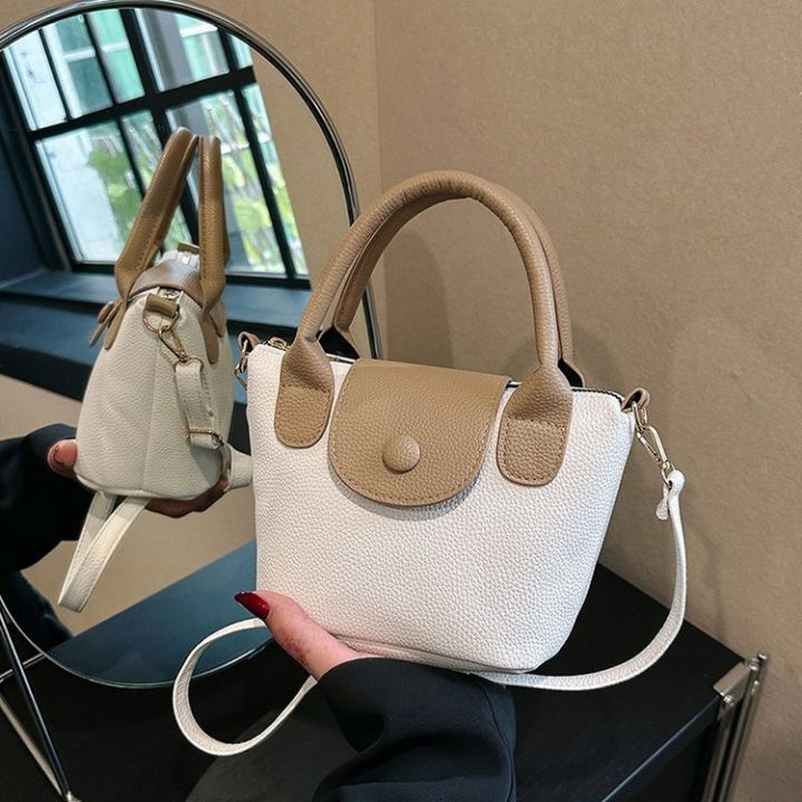 Fashionable%20and%20ersatile%20portable%20small%20bag%20for%20women's%20new%20contrasting%20color%20casual%20buet%20bag,%202023%20autumn%20/winter%20nhe%20appointment%20crossbo%20bag%20-%20Image%203
