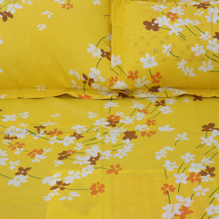 Cotton%20Multicolor(Blooming%20Beauty)%20Print%20King%20Size%20Flat%20Bed%20Sheet%20Set%20(7.5%20by%208.5%20Feet)%20with%20Two%20Pillow%20Covers-%20300%20Thread%20Count-%20Hand%20Washable%20-%20Image%206