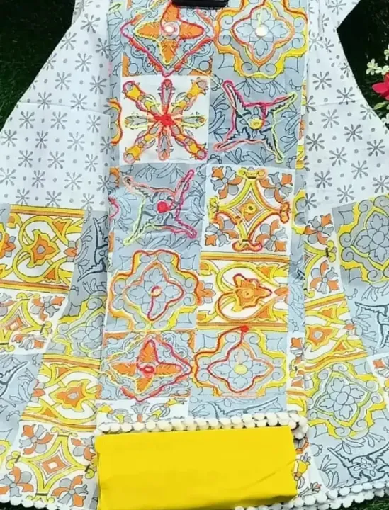 Latest%20Collection%20Screen%20Print%20Cotton%20Salwar%20Kameez%20For%20Women%20-%20Perfect%20for%20Casual%20and%20Party%20Attire%20Shalwar%20Kameez%20-%20Image%202