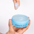 POND'S Super Light Gel 50ml Hydrated Glow With Hyaluronic Acid & Vitamin E. 