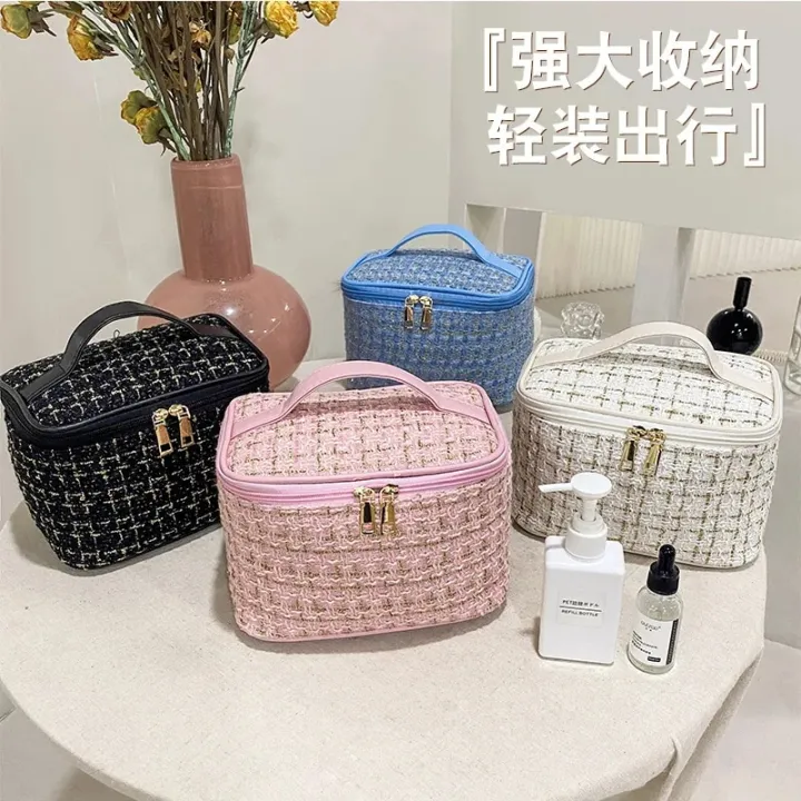 New%20Korean%20plaid%20portable%20small%20fragrance%20makeup%20bag%20Large%20capacity%20portable%20toiletry%20storage%20bag%20makeup%20box%20travel%20-%20Image%202