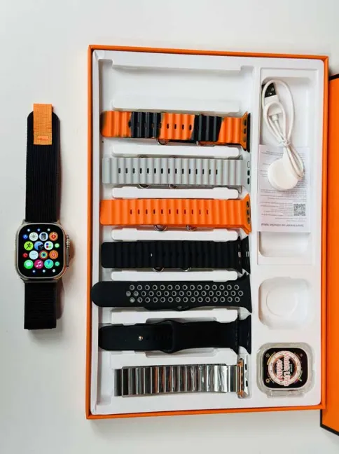 Y80%20Ultra%20Smartwatch%20With%208%20Strap%20-%20Image%203