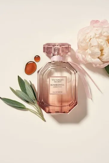 Victoria's%20Secret%20Bombshell%20Seduction%20Eau%20de%20Parfum%20-%20Image%203