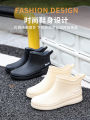 Rain boots women's short water boots fashion low-cut thickened net red rain boots warm, wear-resistant, non-slip outdoor kitchen shoes.