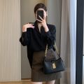 Black Shirt Women's Long-Sleeved Spring and Autumn French Design Feeling Light Mature Wind Exquisite Stacked Loose Temperament Professional Shirt. 