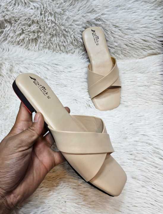 Flat%20Sandals%20For%20Women%20Fashionable%20Flat%20Shoes%20For%20Regular%20Use%20-%20Image%206