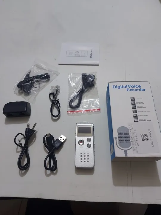 V333%208GB%20Digital%20Audio%20Voice%20Recorder%20With%20Mp3%20Option%20-%20Image%207