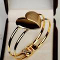 Heart Bangle Love Bracelets Bangles for Women Fashion Cuff Bracelets.
