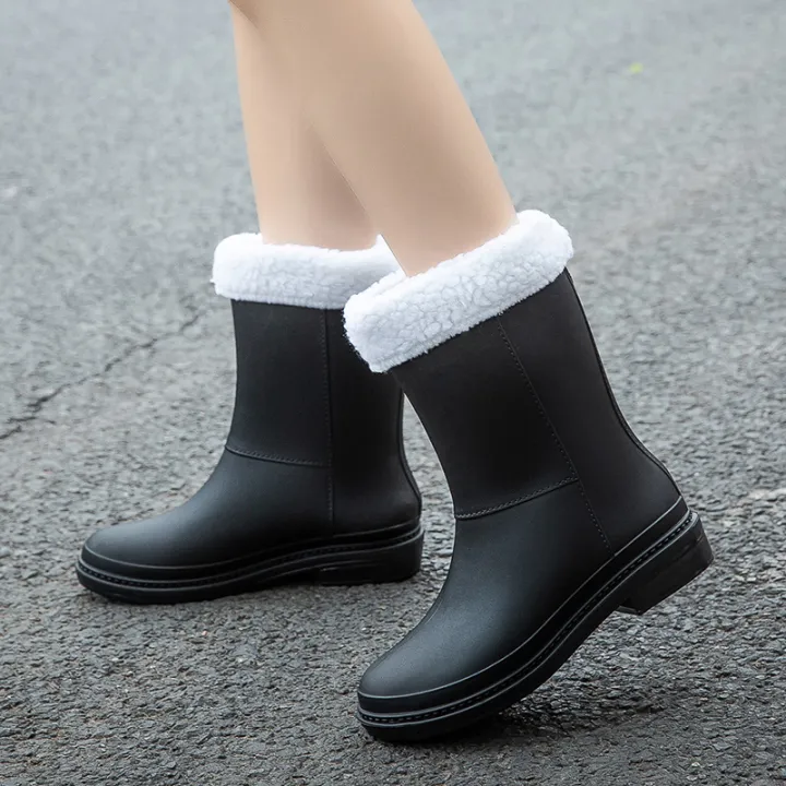 Women's%20Mid-Calf%20Rain%20Boots%20Warm%20with%20Velvet%20Work%20New%20Rubber%20Shoes%20Women's%20Waterproof%20Non-Slip%20Winter%20and%20Summer%20Rain%20Boots%20-%20Image%203