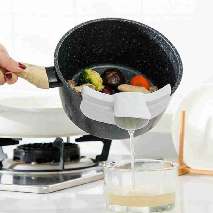 OKDEALS%20with%20Round%20Mouth%20Edge%20Anti-spill%20Duckbill%20Drain%20Soup%20Diversion%20Pour%20Soup%20Pans%20Side%20Clip%20Kitchen%20Tools%20Leak-proof%20Liquid%20Funnel%20Pot%20-%20Image%208