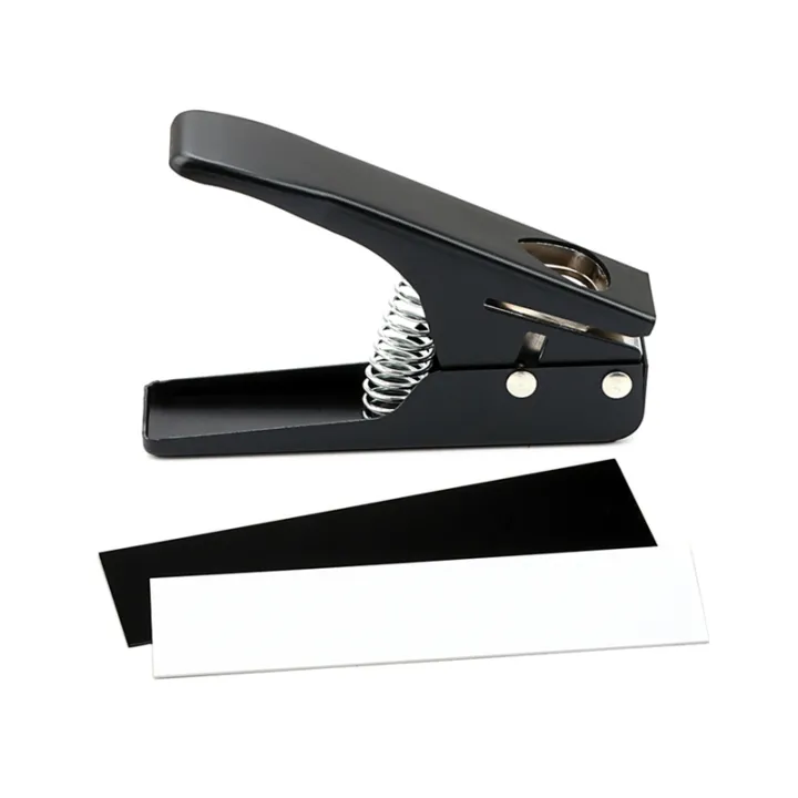 Guitar%20Pick%20Punch%20Pick%20Maker%20Guitar%20Pick%20Cutter%20with%202%20Pick%20Strips%20Sheet%20for%20Guitar%20Pick%20Making%20Tool%20Durable%20Easy%20to%20Use%20-%20Image%203