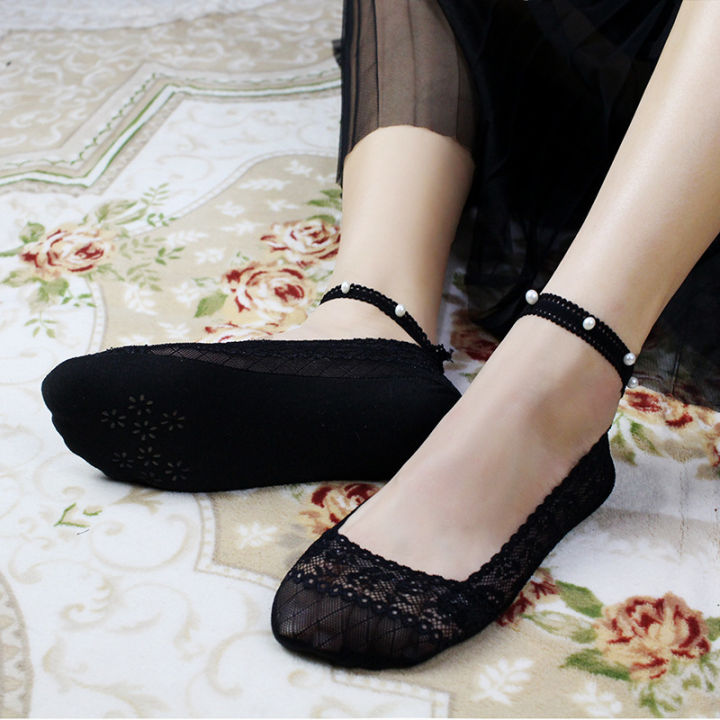 Street%20stall%20socks%20for%20women%20on%20Douyin,%20the%20same%20style%20as%20Internet%20celebrity%20strap%20socks,%20lace%20edge,%20thin,%20low-cut%20invisible%20pearl%20boat%20garter%20anklets%20-%20Image%204
