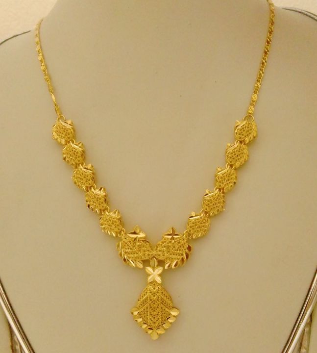 Luxury%20Design%20Fashionable%20New%20Model%20Necklace%20For%20Women%20&%20Girls%20Party%20Necklace%20-%20Image%202