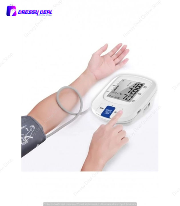 RBC%20Plus%20Digital%20Arm%20Blood%20Pressure%20Bp%20Monitor%20with%202%20years%20warranty%20-%20Image%204