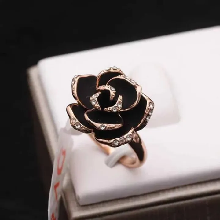 Stylish%20Unique%20%20Rose%20Desing%20Finger%20Ring%20For%20Women/girls/Lady%20-%20Image%202
