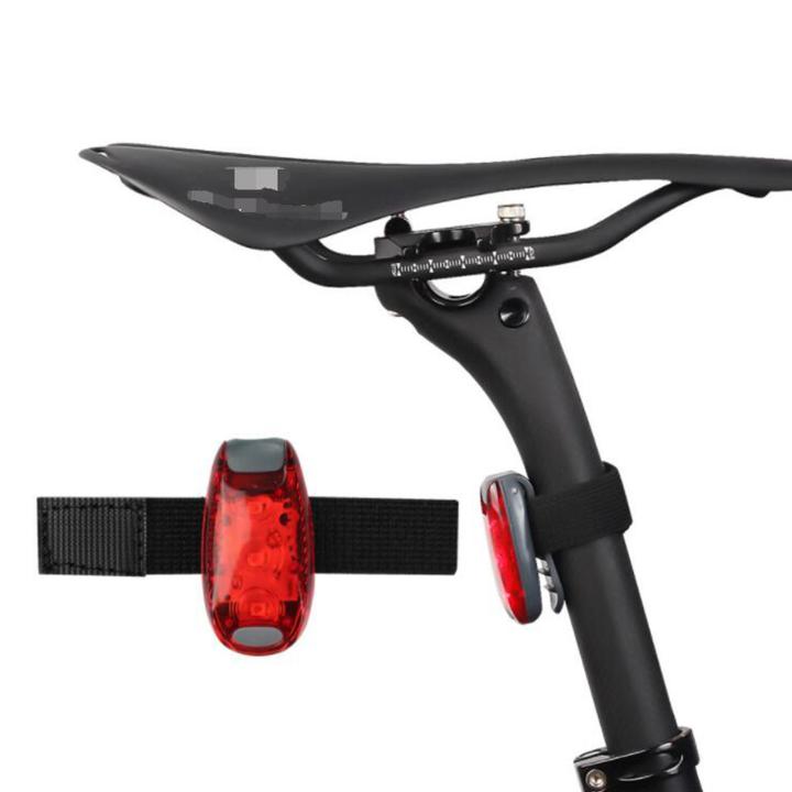 menolana%20LED%20Safety%20Light%20Clip%20on%20Strobe%20Blinking%20Tail%20Warning%20Gear%20Running%20Lights%20for%20Pets%20Cyclists%20Walking%20Night%20Running%20Joggers%20-%20Image%203