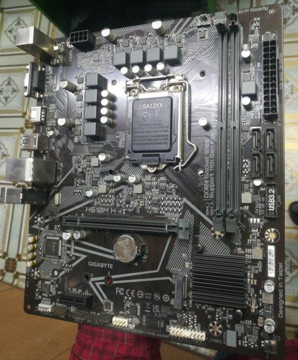GIGABYTE%20H510M%20S2H%20Intel%2010th%20and11th%20Gen%20Micro%20ATX%20Motherboard%20korean%20Product%20available%20-%20Image%203