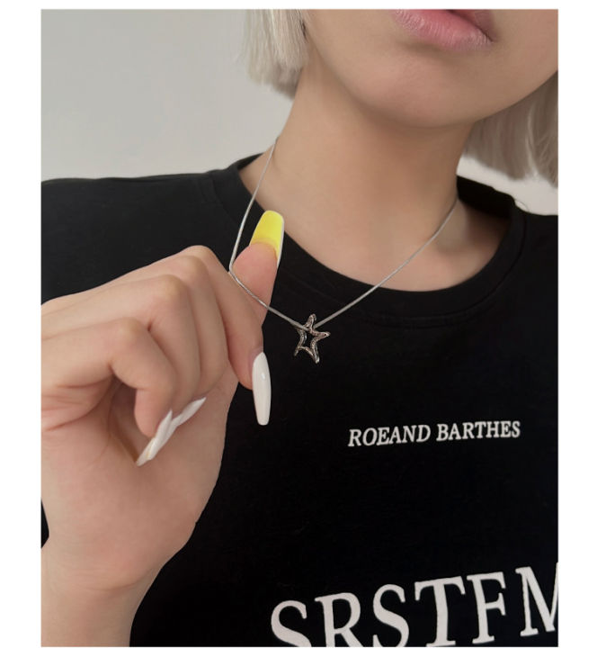 Fashion%20Y2K%20Punk%20Irregular%20Hollow%20Star%20Pendant%20Necklace%20Hip%20Hop%20Trendy%20Jewellery%20Gifts%20For%20Women%20Men%20-%20Image%204