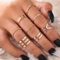 Women Twist Pearl Pearl Rings Set Fashion Geometric Hollow Crystal Ring For Women Heart Joint Rings.
