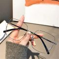 Vintage New Square Metal Frame Glasses Women Fashion Optical Myopia Blocking Eyewear Popular Reading Anti-blue Light Eyeglasses.