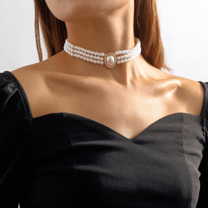 Vintage%20Medieval%20Double%20Layered%20Pearl%20Choker%20Necklace%20White%20Green%20Pearl%20Earrings%20Necklace%20Set%20-%20Image%202