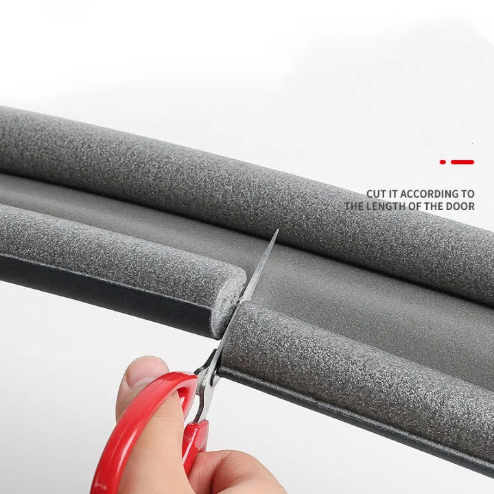 Flexible%20door%20bottom%20sealing%20strip%20soundproof%20noise%20reduction%20under%20door%20-%20Image%202