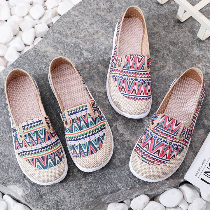 Summer%20Old%20Beijing%20Cloth%20Shoes%20Female%20Tennis%20Shoes2023Year-on-Year%20Hot%20Mom%20Shoes%20Soft%20Bottom%20Lightweight%20Women's%20Sandals%20Casual%20Shoes%20for%20Women%20-%20Image%204