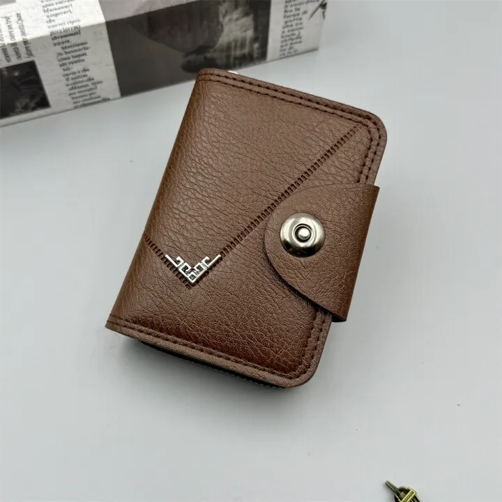 Dedit%20Or%20Credit%20Card%20Holder%20With%20Wallet%20for%20Men%20And%20Women%20-%20Image%207