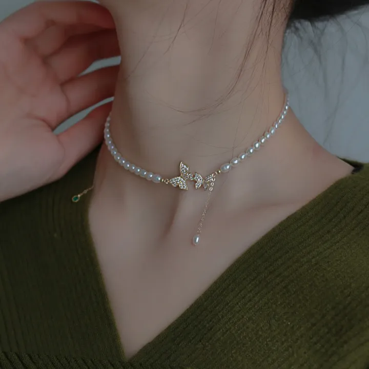 Bohemian%20Crystal%20Pearl%20Butterfly%20Necklace%20Vintage%20Y-Drop%20Fashion%20Choker%20Pendant%20Jewelry%20for%20Women%20and%20Girls%20-%20Image%202