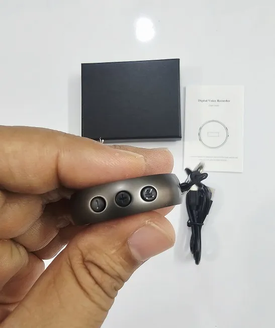AR34%20Mini%20Round%20Digital%20Voice%20Recorder%2016GB%20LED%20Display%20-%20Image%205