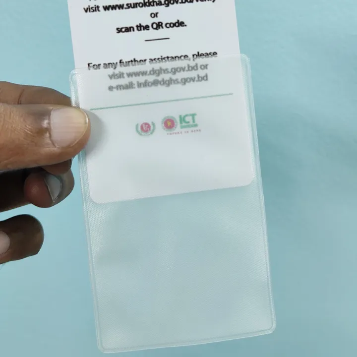 2Pcs%20Transparent%20Cover%20Silicone%20Plastic-Cardholder%20Case%20Protect%20Cards%20Student%20Cardholder%20-%20Image%202