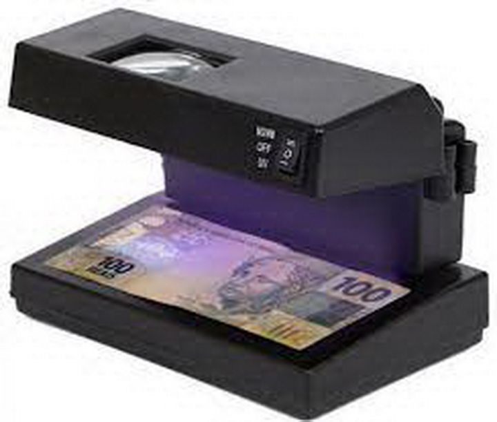AD 2138 Fake Note Detector Machine